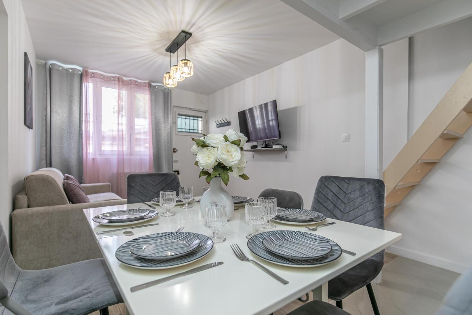 Superbe Maison De Avec Jardin Montrouge